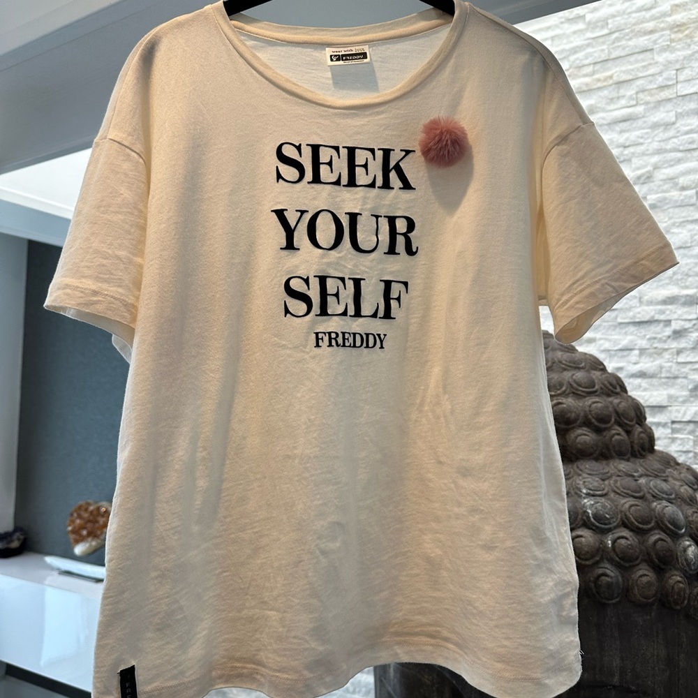 Freddy Seek Your Self spiritual t shirt ivory peach Pom Italy Italian Unique